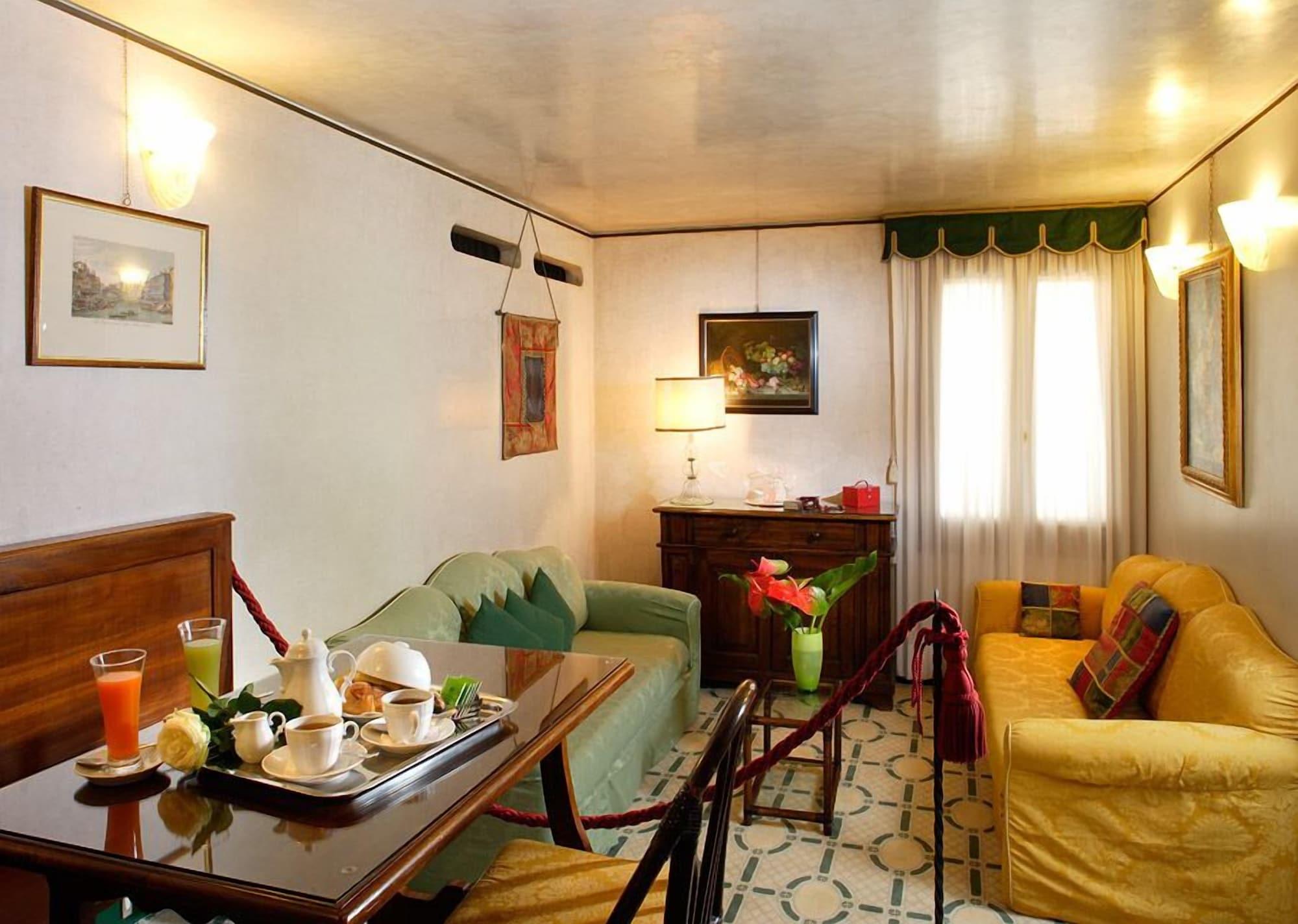 Hotel Palazzo del Giglio Venezia Esterno foto